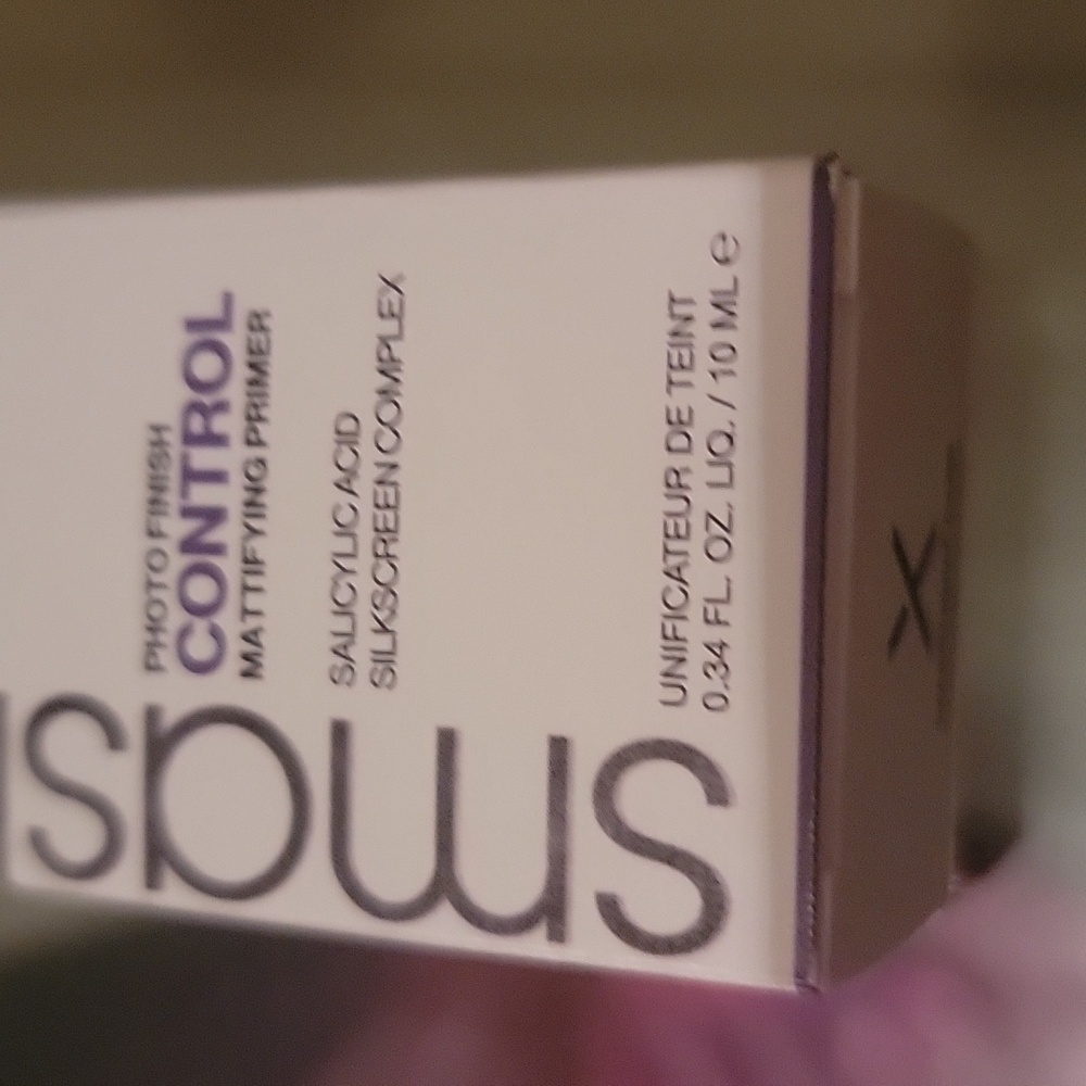 Smashbox photo finish control mattifying primer. 0.34 fl. NIB. - Picture 2 of 9